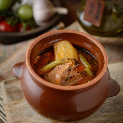 Խորոված բաջարեղեն հավի քյաբաբով (կճուճ)